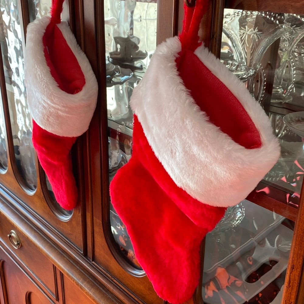 Fuzzy stockings - lot of 2 - Picture 1 of 4